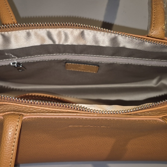 Bostanten Otilia Brown Leather Shoulder Bag for Women - Picture 10 of 11